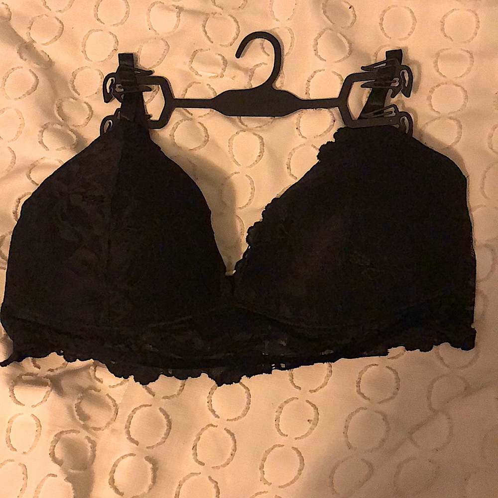Black lacy bra.